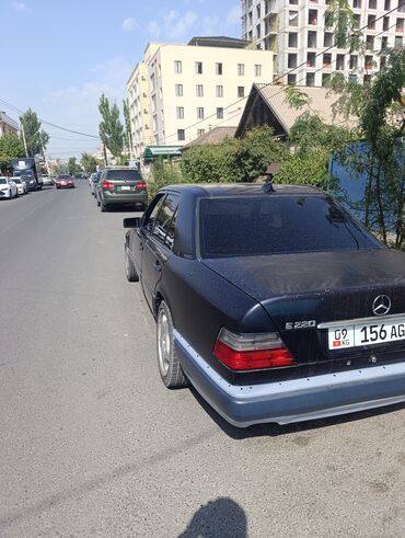 каропка мерседес 124: Mercedes-Benz W124: 1995 г., 2.2 л, Автоматтык, Газ, Седан