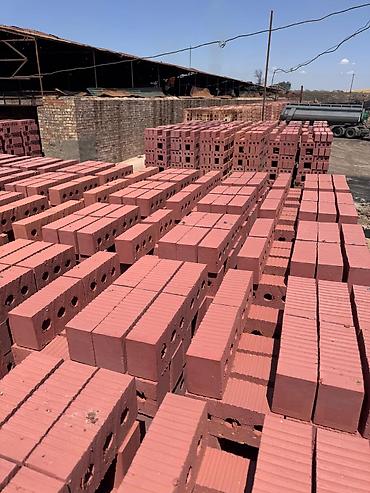 Строительный кирпич: Кирпич 9сом + доставка - Тип: керамический, пустотелый (сквозные — 3