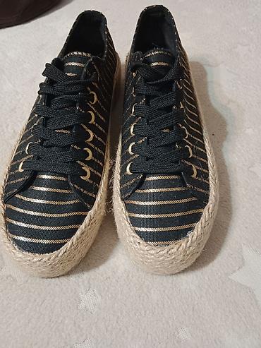 adidas sandale: Zenske patike-espadrile br37,duzina gazišta 24cm,nove — 1