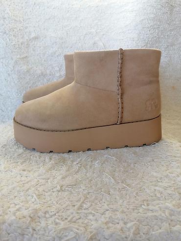 Čizme: PULL&BEAR Republic PacifiC cizme na deblju platformu sa krznom — 4