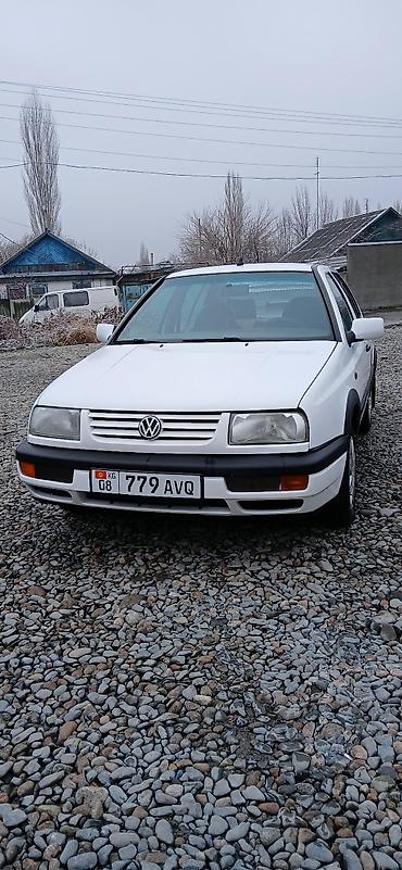 Volkswagen: Volkswagen Vento: 1997 г., 1.8 л, Механика, Бензин, Седан — 3