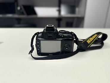 nikon d70s: Зеркальная камера Nikon D3000 с объективом AF‑S DX NIKKOR 18–55mm — 3
