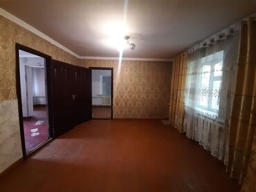 дом в селе сокулук: 90 м², 5 комнат, Утепленный, Забор, огорожен