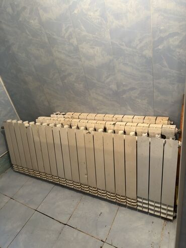 cuğun radiator: Б/у Секционный Радиатор Алюминий