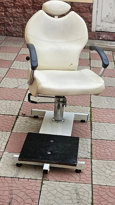 Салонные кресла: Парикмахерское оборудование комплектом: 1) Кресло парикмахерское - — 9