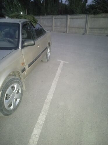 опель фронтера б: Mazda 626: 1989 г., 2 л, Механика, Бензин, Седан