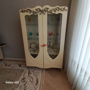 Распашной, 2 двери Прямой шкаф, Сервант