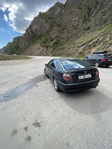 Транспорт: Toyota Avensis: 2002 г., 2 л, Автомат, Бензин, Седан — 4
