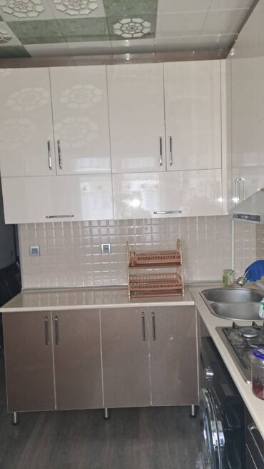 Uzunmüddətli kirayə mənzillər: Xətai rayonu,Gəncə pr,Xəzər dairəsi,9 mərtəbənin,3-cü mərtəbəsində,2 — 7