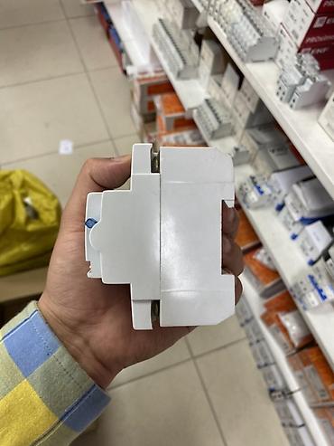 40: Устройство защитного отключения (УЗО) RCCB F&S F364 - Номинальный — 2
