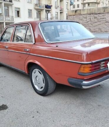 машына мерс: Mercedes-Benz W123: 1980 г., 2.5 л, Механика, Бензин