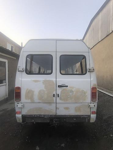 мб 190: Mercedes-Benz 190: 1993 г., 3 л, Механика, Дизель, Бус — 10