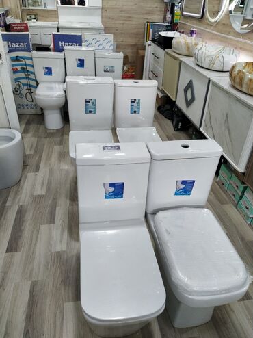 бачок для унитаза: Ağ rəngli unitazlar hamam otaqları üçün uyğundur. Onlar müasir dizayna