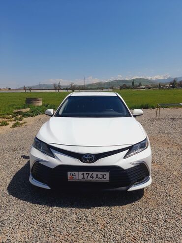 Toyota: Toyota Camry: 2021 г., 2.5 л, Автомат, Бензин, Седан