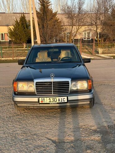 Транспорт: Mercedes-Benz E-Class: 1991 г., 2.3 л, Механика, Бензин, Седан
