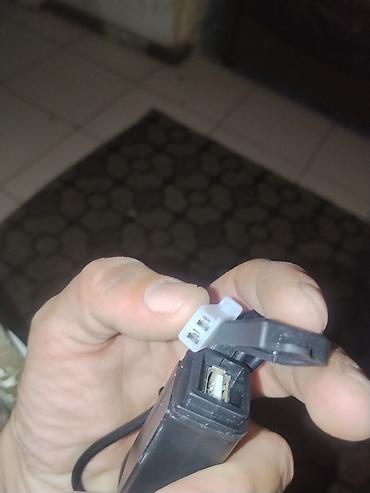 Aksesuarlar və tüninq: Telefon tutacağı Yaxşı vəziyyətdədir. USB portu var, ona görə də onu — 2