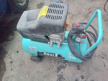 Otaq bitkiləri: 50 L hava kompressoru satlır tam normal işləyir.8 atmosfer yığıb özü