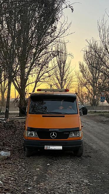 cls 218: Эвакуатор, Mercedes-Benz, 1998 г., Ломаная — 1