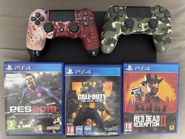 playstatin 4: Sony PlayStation 4 Pro oyun konsolu iki ədəd fərqli dizaynlı pult və