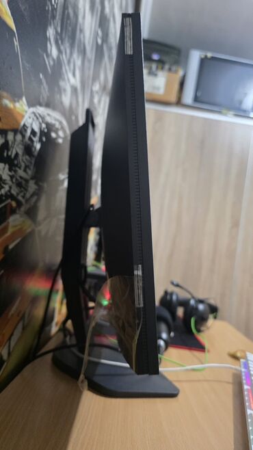 Monitori: ‼️Na prodaju gamingPC komplet‼️ Specifikacije: Rtx 3060 8gb I5-10400f na lalafo.rs — 9 Monitori: ‼️Na prodaju gamingPC komplet‼️ Specifikacije: Rtx 3060 8gb I5-10400f — 9