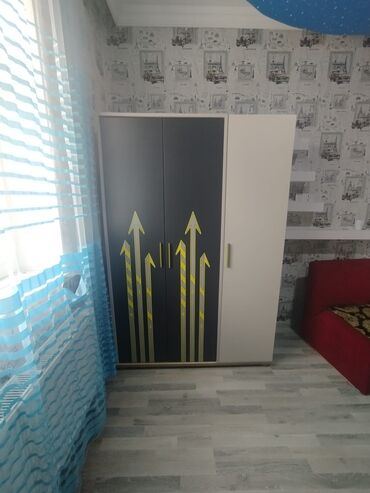 Uşaq və gənc otağı üçün dəstlər: Oğlan üçün, İşlənmiş, Təknəfərlik çarpayı, Yazı masası, Dolab