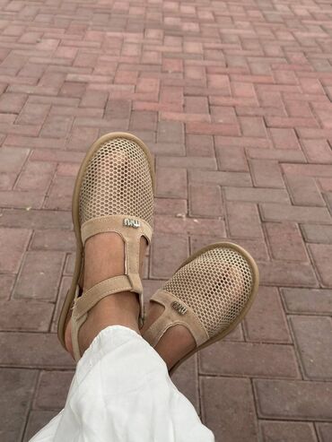 Босоножки, сандалии, шлепанцы: Все по 350с — 3