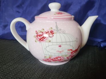 Čajnici: Bokal nov,vintaz porcelanski. Nov bokal. Visina. 12cm na lalafo.rs — 2 Čajnici: Bokal nov,vintaz porcelanski. Nov bokal. Visina. 12cm — 2