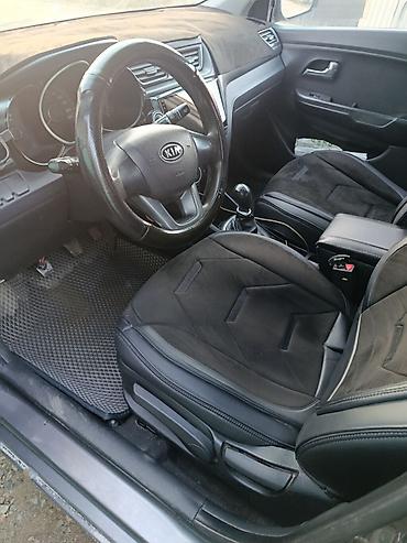 b 4: Kia Rio: 2011 г., 1.4 л, Механика, Бензин, Седан — 7