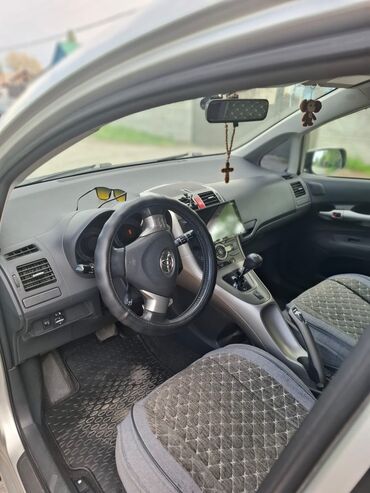 купить машину хендай солярис: Toyota Auris: 2007 г., 1.6 л, Робот, Бензин, Хетчбек