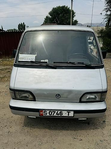 Аренда пассажирского буса: Пассажирский микроавтобус (серебристый), длинная база, задняя — 9