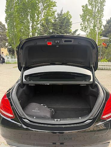 Mercedes-Benz: Mercedes-Benz C-Class: 2 l | 2017 il Sedan — 8