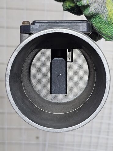 Датчики, сенсоры, предохранители: Расходомер Audi 2001 г., Б/у, Оригинал, Германия — 9