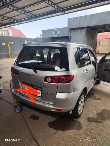 дополнительный свет: Mazda Demio: 2002 г., 1.3 л, Автоматические, Бензин, Хэтчбэк