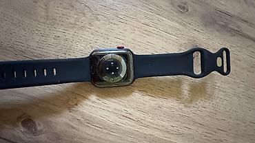 sol qulaqda ses: Apple Watch 7/45 Ekranda noqte bele cizig yoxdur Seliqeli istifade — 3