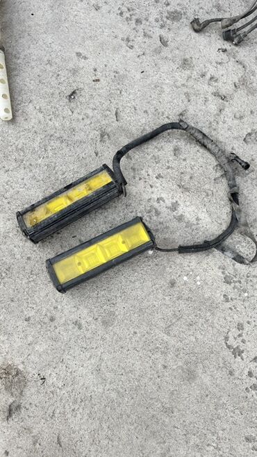 Другие детали кузова: Разбор Mazda 626 GE (седан/хэтчбек, 1996 г). В наличии оригинальные — 5