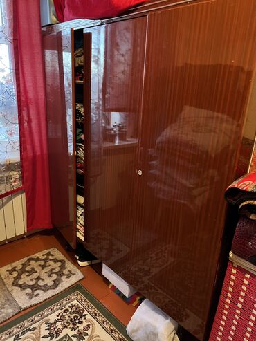 работа в бишкеке швейный цех упаковщик 2020: Два серванта и Сандык отдадим за 3000 сом за все