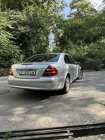 x class: Mercedes-Benz E-Class: 2002 г., 2.6 л, Автомат, Бензин, Седан — 3