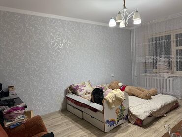 продаётся квартира тунгуч: 4 бөлмө, 89 кв. м, 1 кабат, Евроремонт