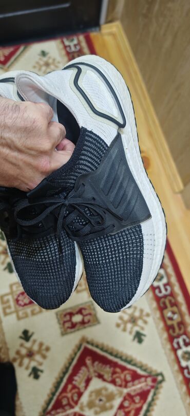 Krasofkalar və idman ayaqqabıları: Orginal Adidas Boost. Avropadan almışam bilən bilir nə olan -da lalafo.az — 6 Krasofkalar və idman ayaqqabıları: Orginal Adidas Boost. Avropadan almışam bilən bilir nə olan — 6