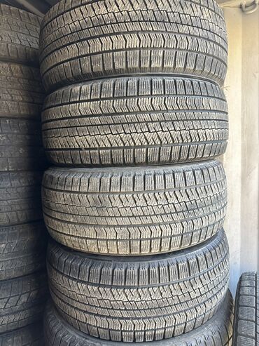 донголок 9: Шины 225 / 50 / R 17, Зима, Б/у, Комплект, Легковые, Япония, Bridgestone