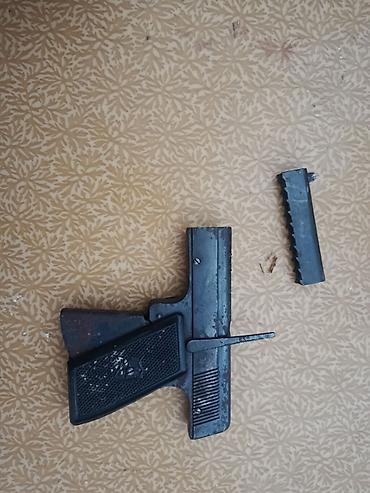 полироль авто: Стартовой шумовой пистолет-спл -1 из металла Особенности: - Корпус — 1