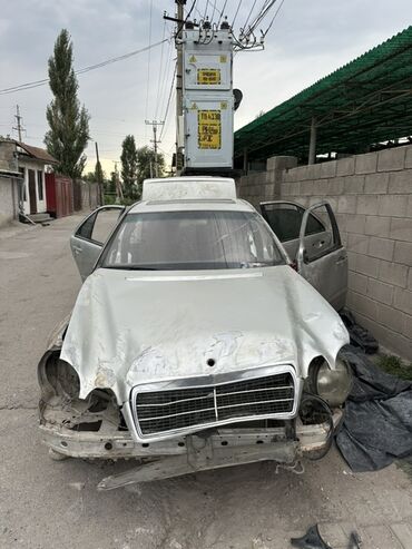 запчасти на тойота камри 30: Мерс 210 продаются кузовные запчасти