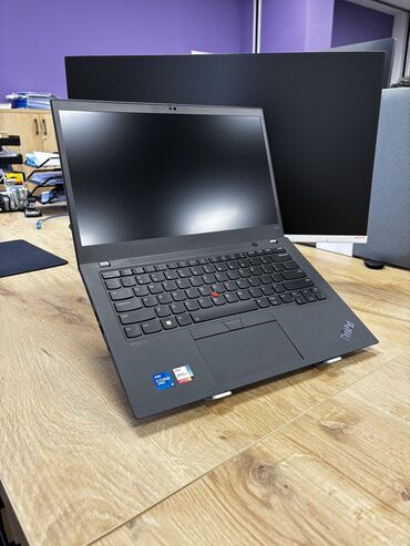 Lenovo: Lenovo ThinkPad, 14 ", Intel Core i5, 256 GB