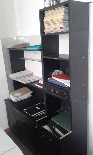 мебель для офиса бу: Шкаф - стеллаж для вашего офиса б/у - их два, общая длина 135