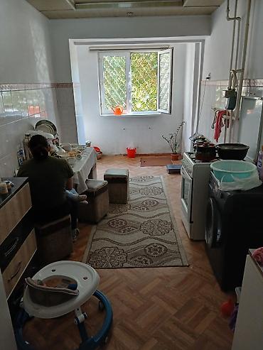 советский квартира: 3 комнаты, 1 м², 1 этаж, Старый ремонт — 1