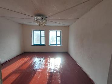 Продажа коттеджей и домов: Продаётся жилой дом в Сокулуке сучастком участком 4 соток. - — 5