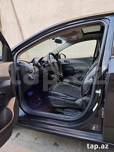 chevrolet aveo 1.2: Chevrolet Aveo: 1.4 l | 2013 il 310000 km Sedan — 7