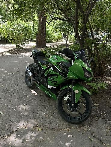 мотоциклдер: Спортбайк Kawasaki, 300 куб. см, Бензин, Чоңдор үчүн, Колдонулган — 3