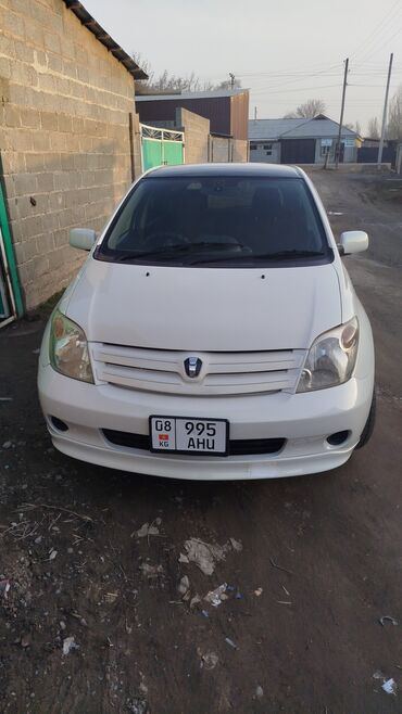 продажа авто в киргизии: Toyota ist: 2003 г., 1.3 л, Автомат, Бензин, Хэтчбэк