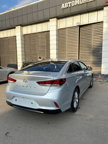 купить хендай i20: Hyundai Sonata: 2018 г., 2 л, Автомат, Газ, Седан